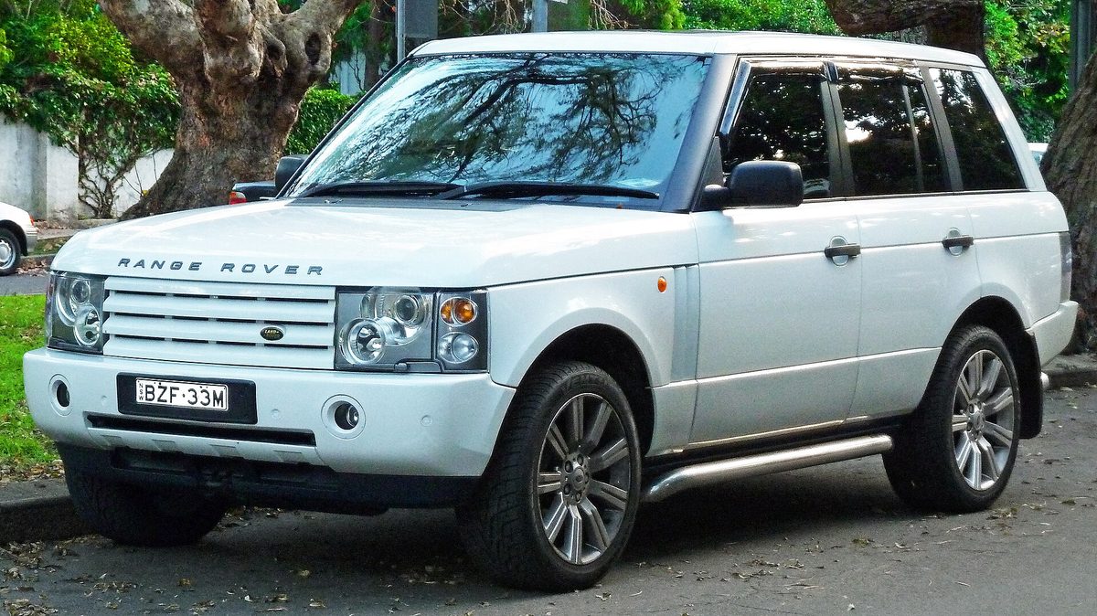 White 2003 Range Rover L322 from the BMW era, front three-quarter view