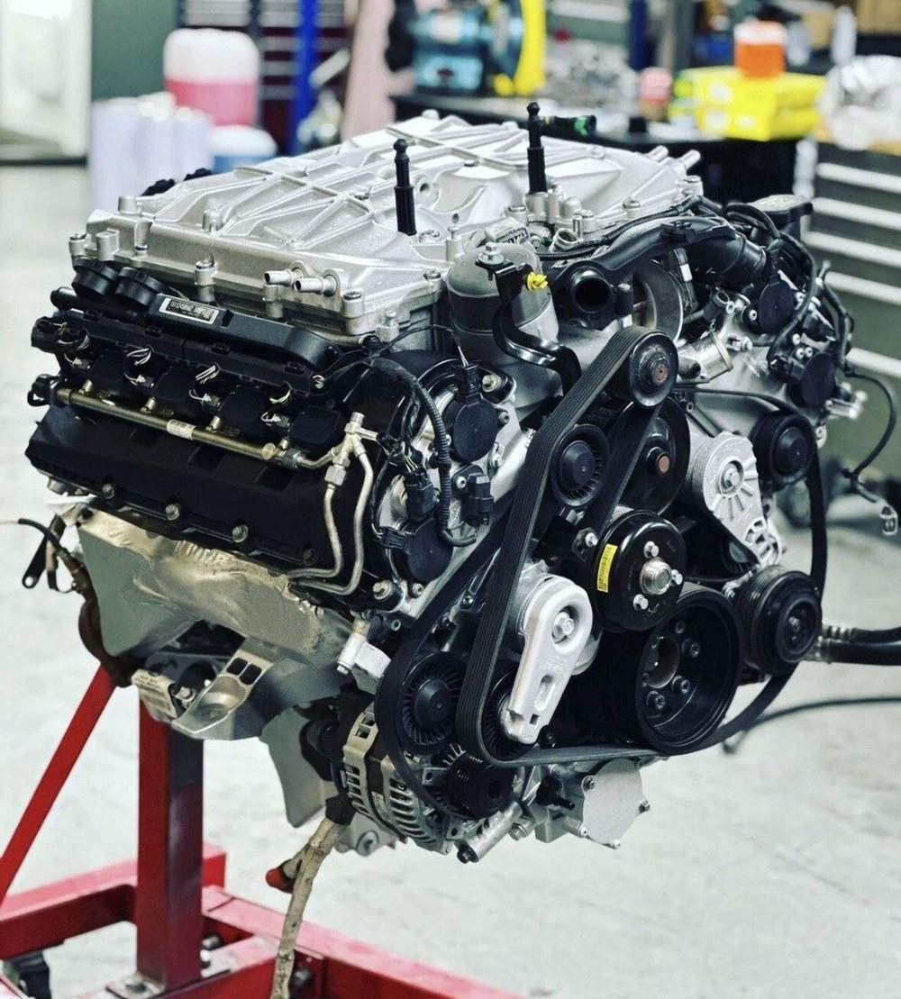 Jaguar AJ133 5.0 V8 engine from a Range Rover L322